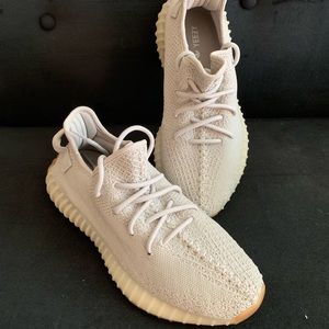 YEEZY Boost 350 ✅